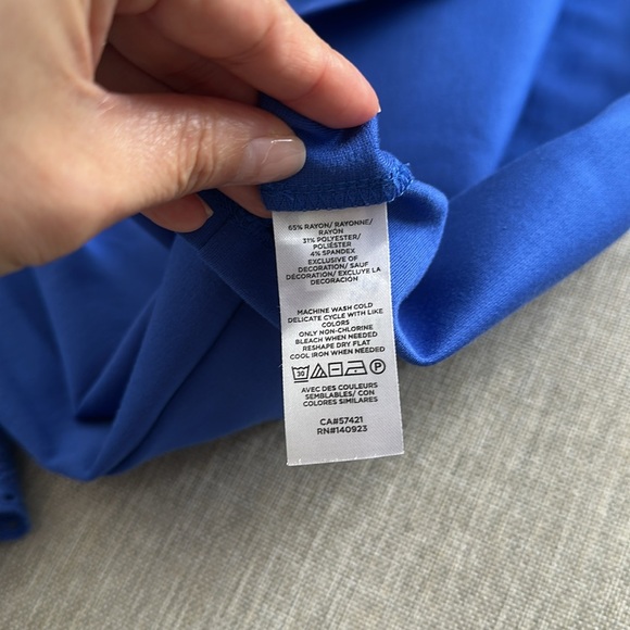 💙 NWT!! Ann Taylor Embroidered Trum Balloon Sleeve Square Neck Blouse! Size M - Picture 16 of 16